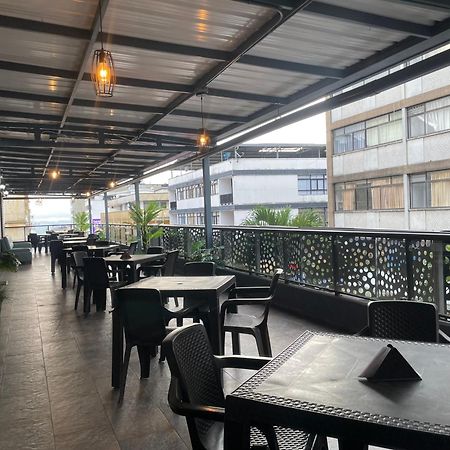 Hotel Escorial اباغويه المظهر الخارجي الصورة