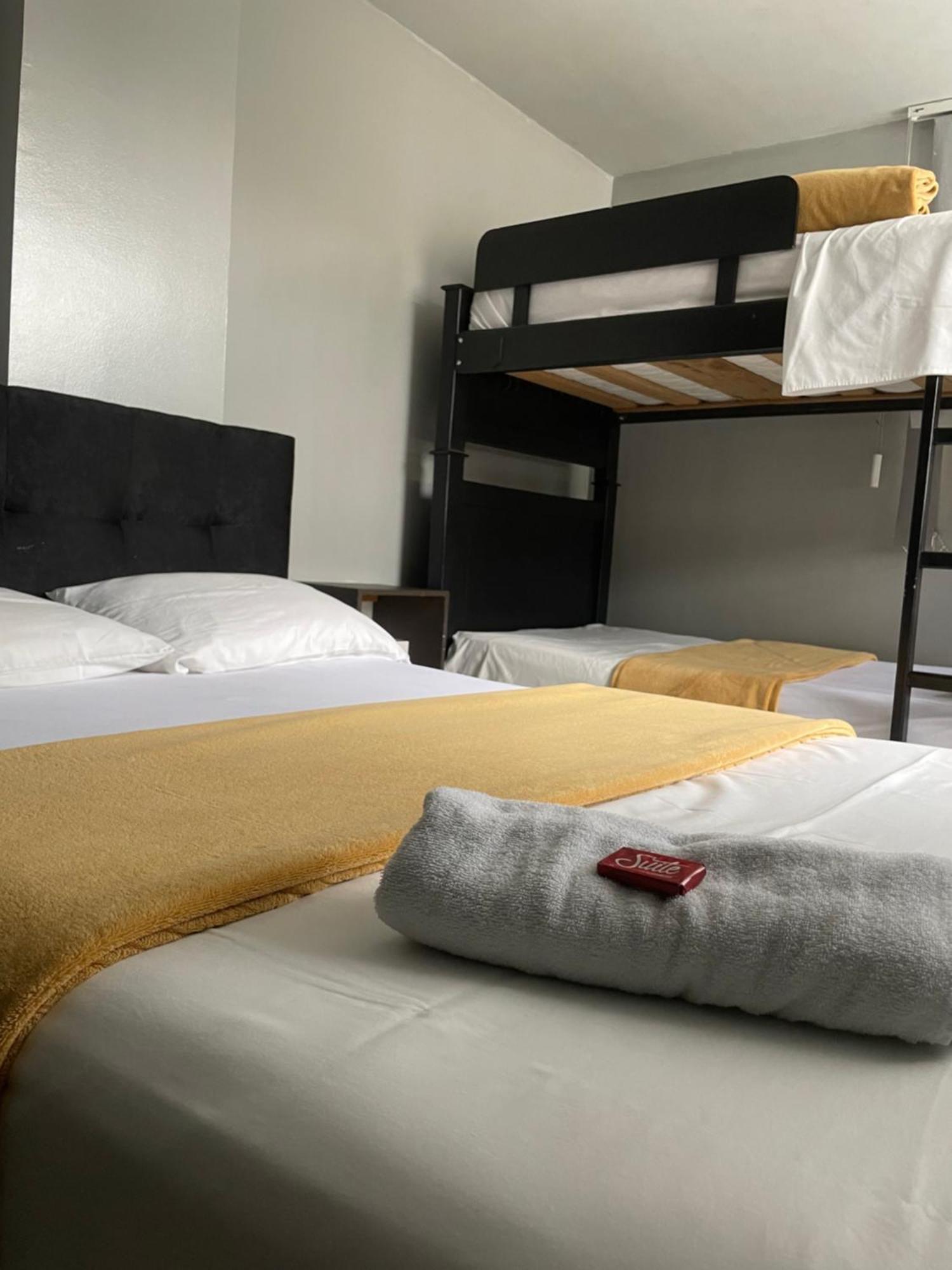 Hotel Escorial اباغويه المظهر الخارجي الصورة