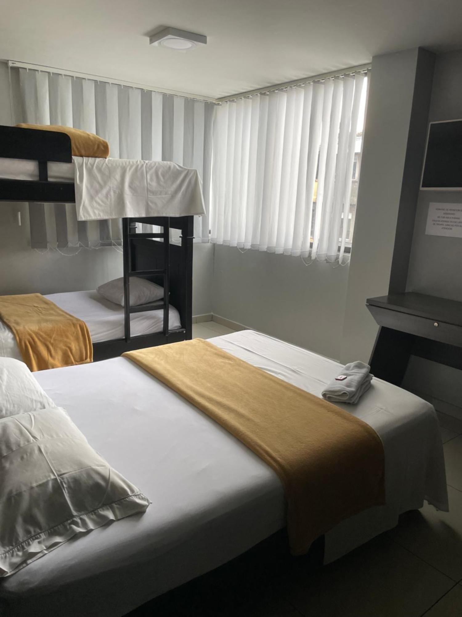 Hotel Escorial اباغويه المظهر الخارجي الصورة