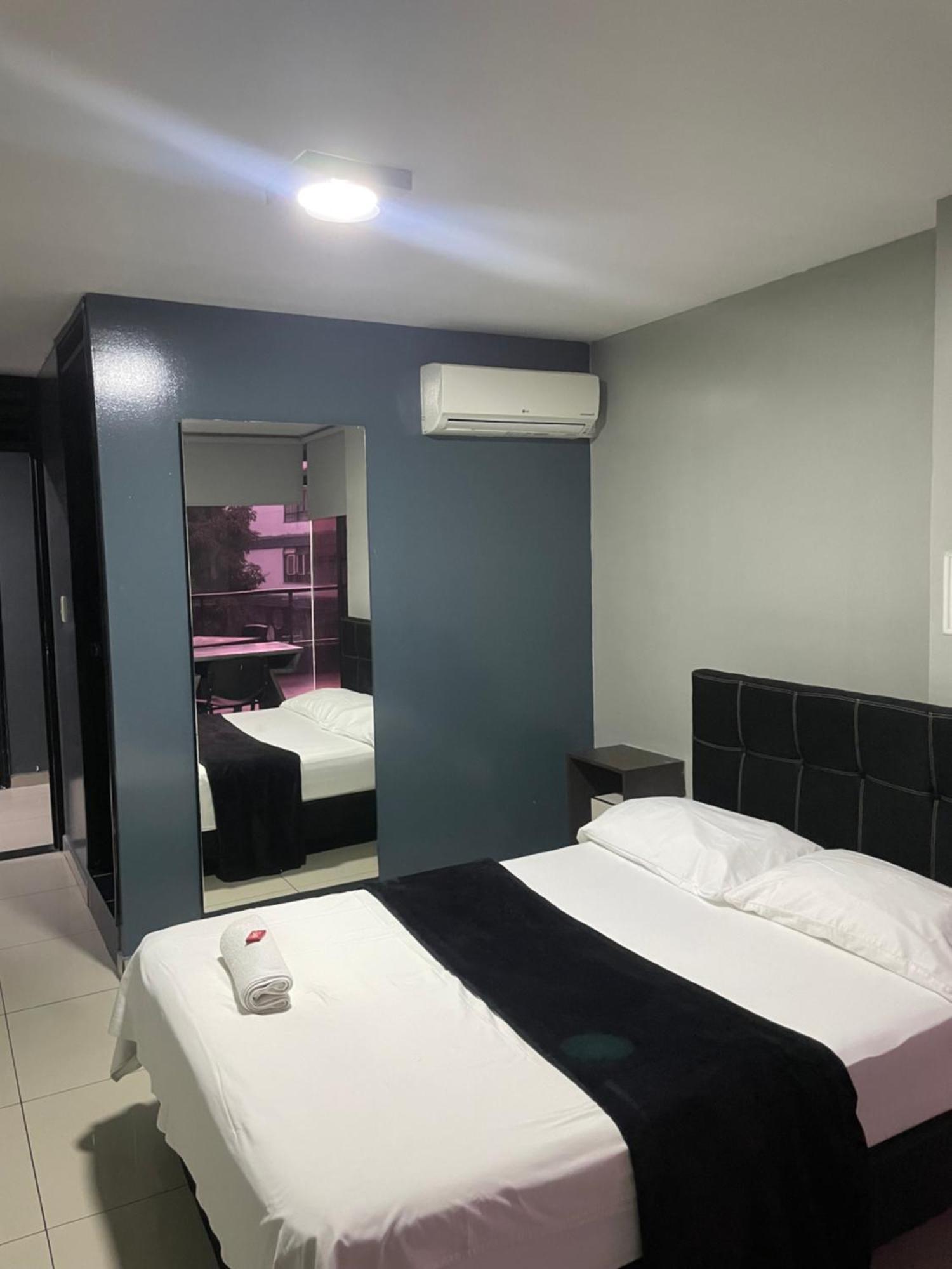 Hotel Escorial اباغويه المظهر الخارجي الصورة